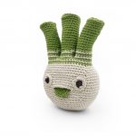 MYUM | LUCAS LE FENOUIL - HOCHET POUR BÉBÉ EN COTON BIO