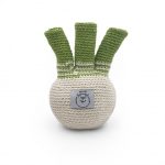 MYUM | LUCAS LE FENOUIL - HOCHET POUR BÉBÉ EN COTON BIO