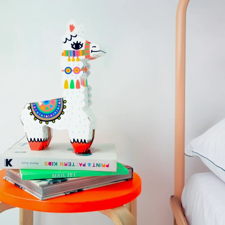 OMY - Lampe 3D en carton à montrer - Lama