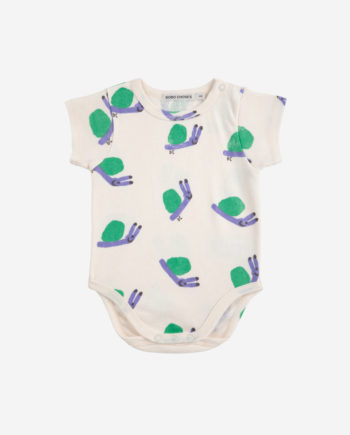 BOBO CHOSES BABY | Funny Snail all over body