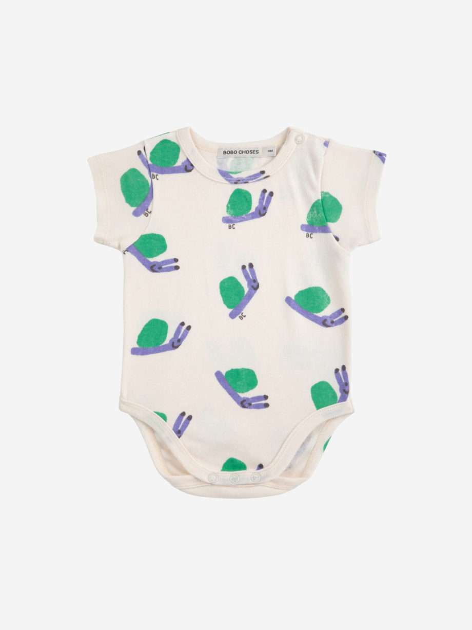 BOBO CHOSES BABY | Funny Snail all over body