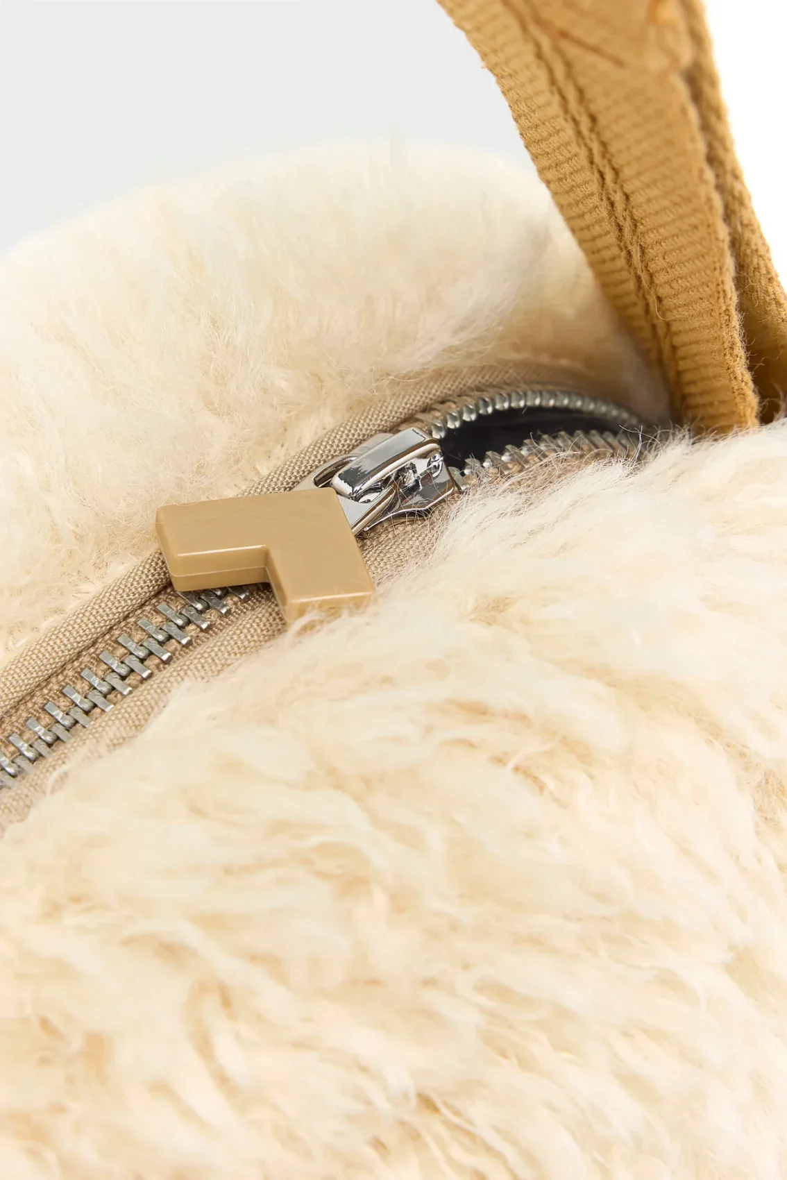 BELLEROSE | Sac à bandoulière en fausse fourrure Jila