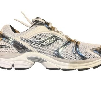 SAUCONY | TRIUMPH 4 black fog