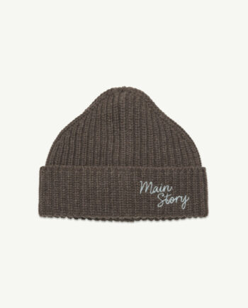 MAIN STORY |  Beanie Mouse